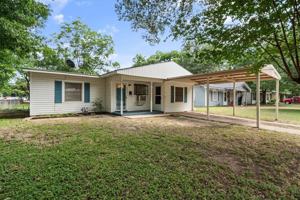 featured image of 2909 W Collin St