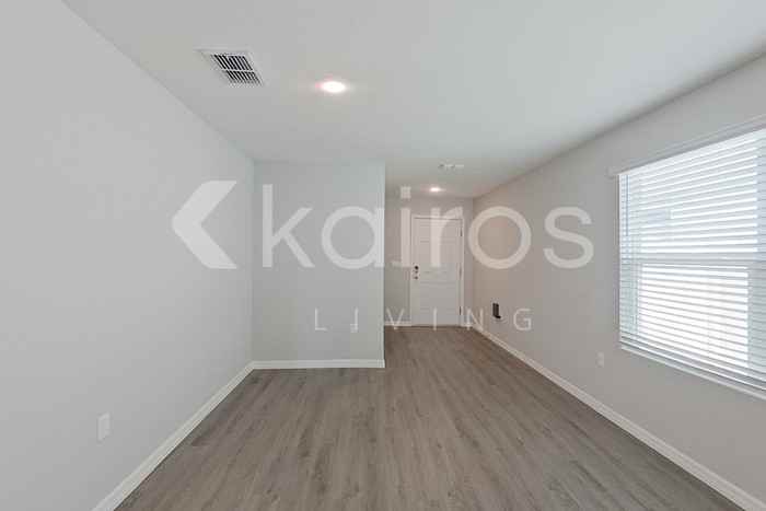 8691 Sw 44th Ct - Photo 7 of 24