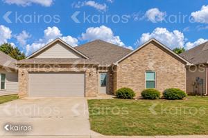 featured image of 14629 Griffin St