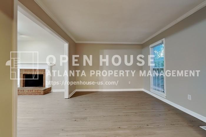 3480 Eastpines Way - Photo 7 of 22