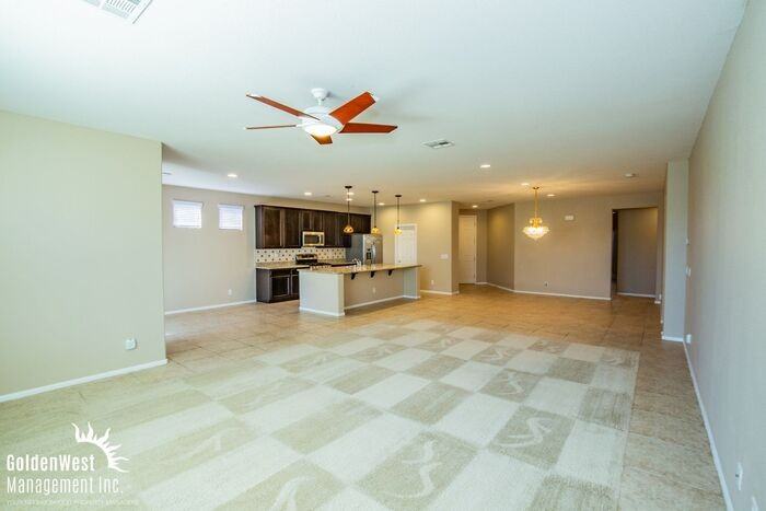 7120 Whitford St - Photo 2 of 20