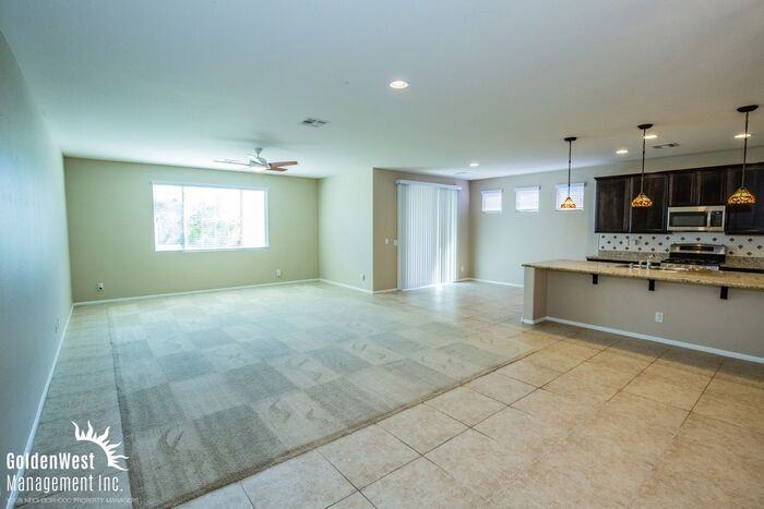 7120 Whitford St - Photo 3 of 20