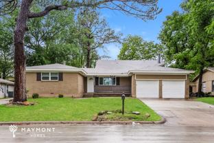 725 Hurstview Dr - Photo 1 of 1