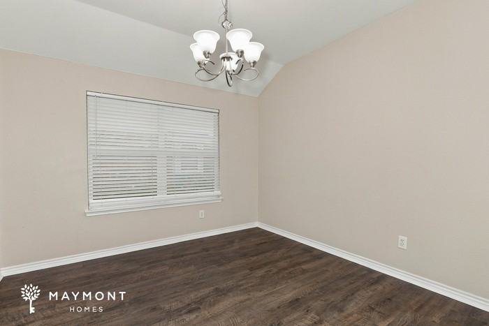 1302 Havenrock Dr - Photo 7 of 15