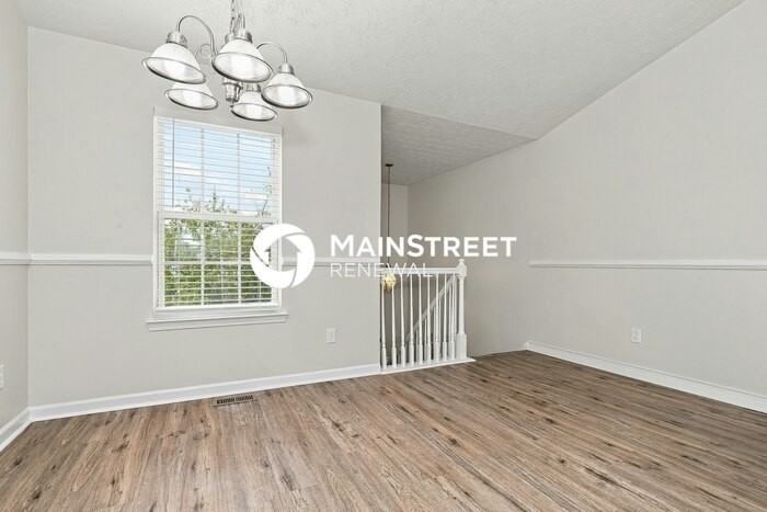 1910 Towne Park Dr - Photo 6 of 19