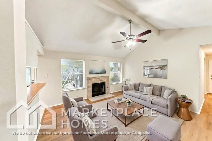 1312 Tamarac Trl - Photo 3 of 24