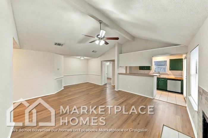 1312 Tamarac Trl - Photo 4 of 24