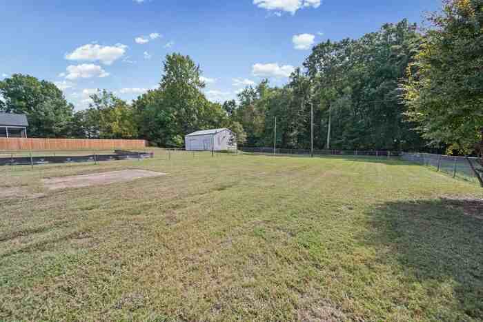 817 Corriher St - Photo 7 of 50