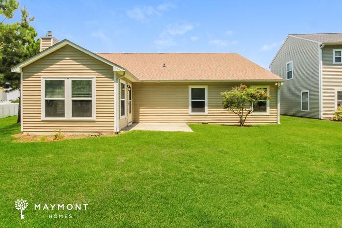 918 Willow Bend Dr - Photo 3 of 3
