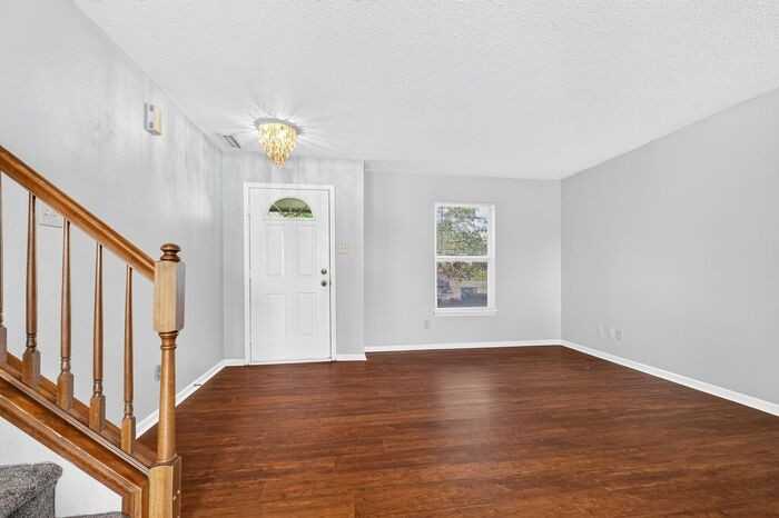 10391 Cotton Blossom Dr - Photo 5 of 36