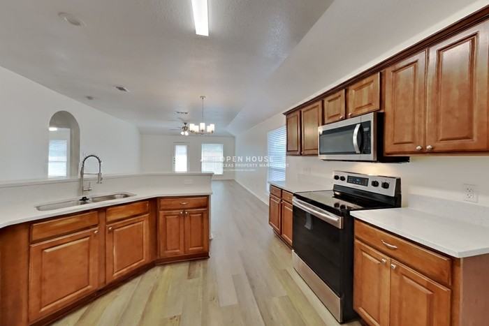 4406 Fox Meadows Ln - Photo 6 of 20