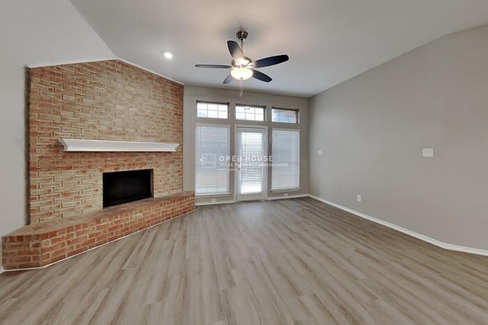 2988 Thames Trl - Photo 5 of 20