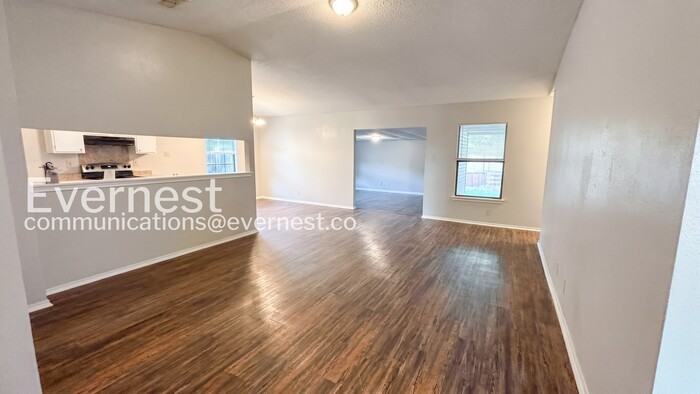 4314 Sunshine Park - Photo 7 of 22