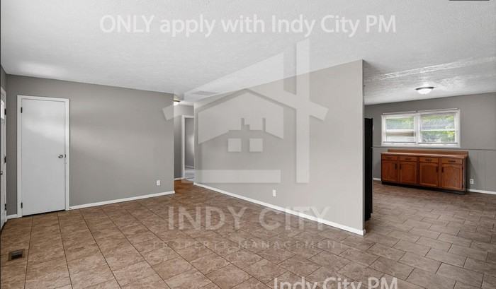 3928 Delmont Dr - Photo 4 of 26
