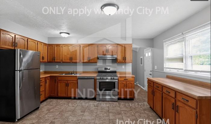 3928 Delmont Dr - Photo 5 of 26