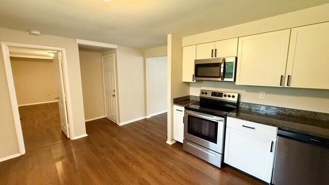 3941 Della Ct - Photo 5 of 12