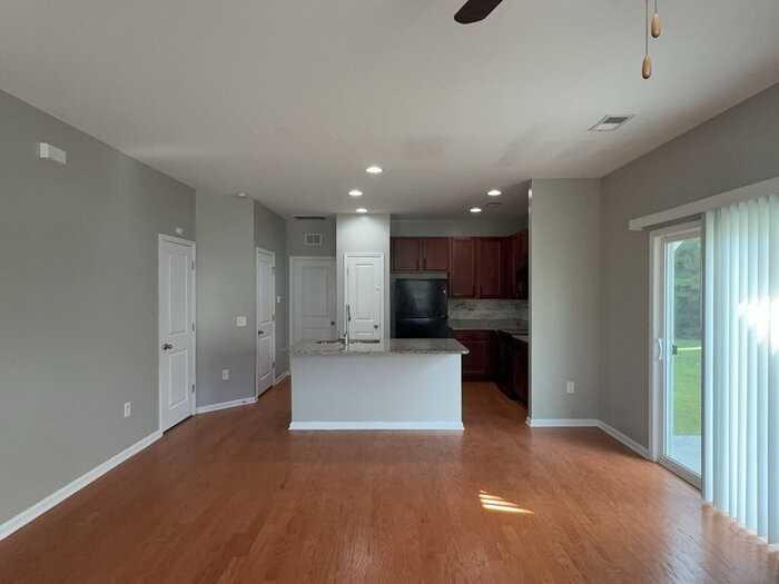 345 Flyway Rd - Photo 5 of 24