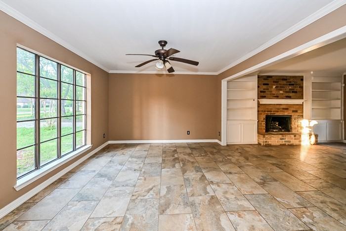15509 Lakeview Dr - Photo 5 of 24