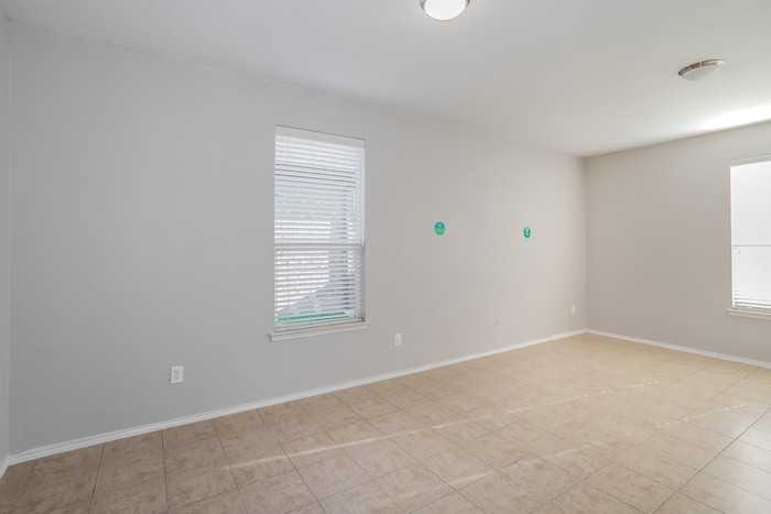 9024 Stone Mill Ln - Photo 4 of 17