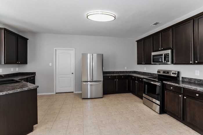9024 Stone Mill Ln - Photo 6 of 17