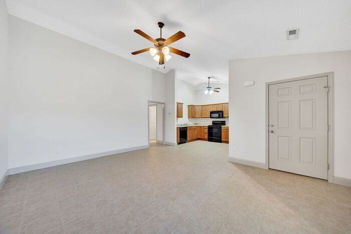 2105 Suncrest Village Ln #2105 - Photo 6 of 19