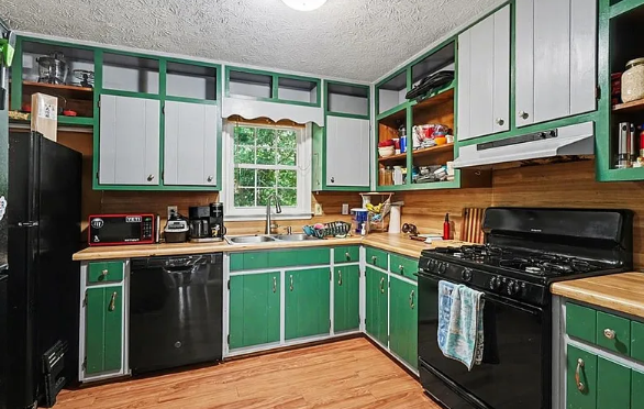 3574 Broxton Lane - Photo 4 of 19