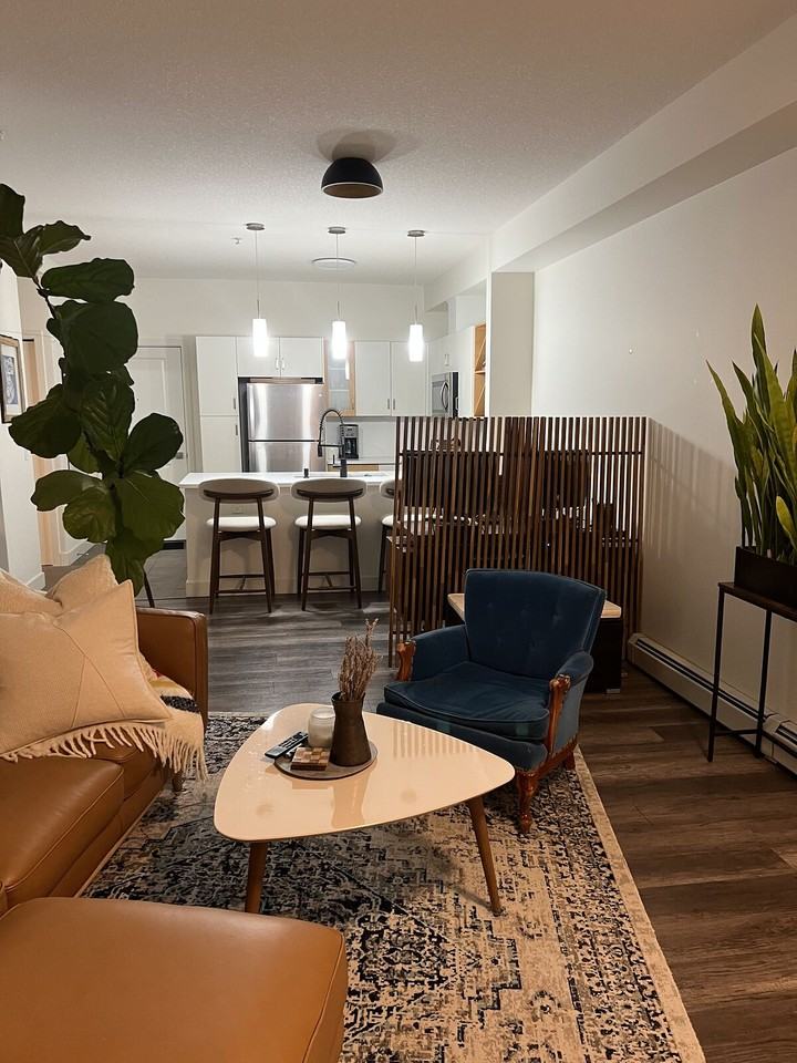 3600 15a St Sw - Photo 2 of 11