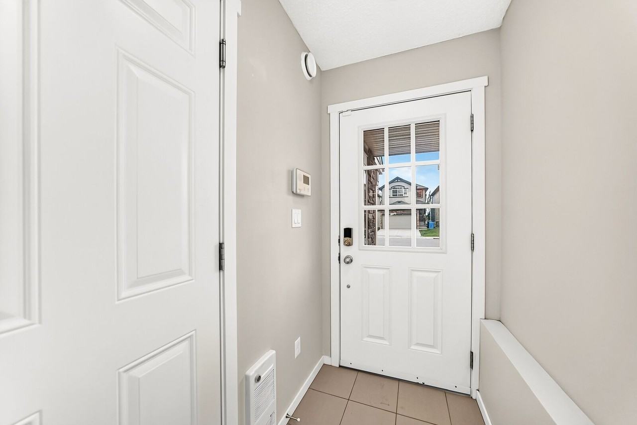 47 Kinlea Way Nw - Photo 4 of 50