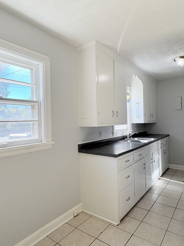 1500 Benson Ave #NA - Photo 7 of 20