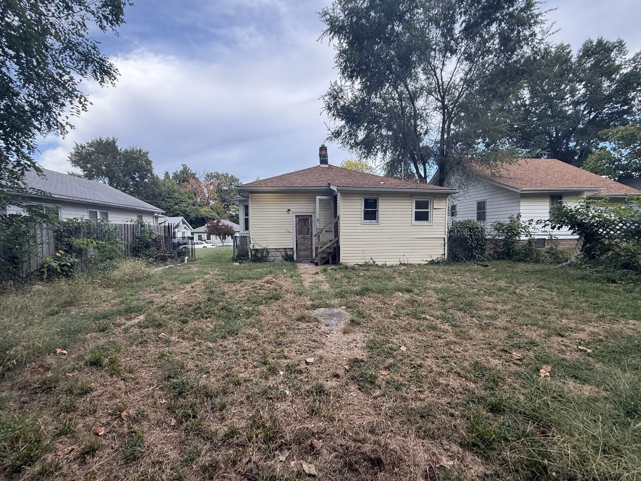 2114 Rockwell St #NA - Photo 3 of 18