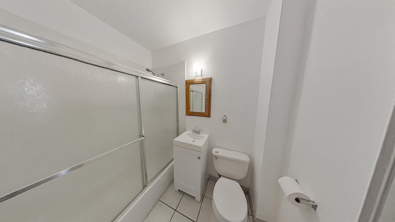 1450 Tremont St #3R - Photo 5 of 14