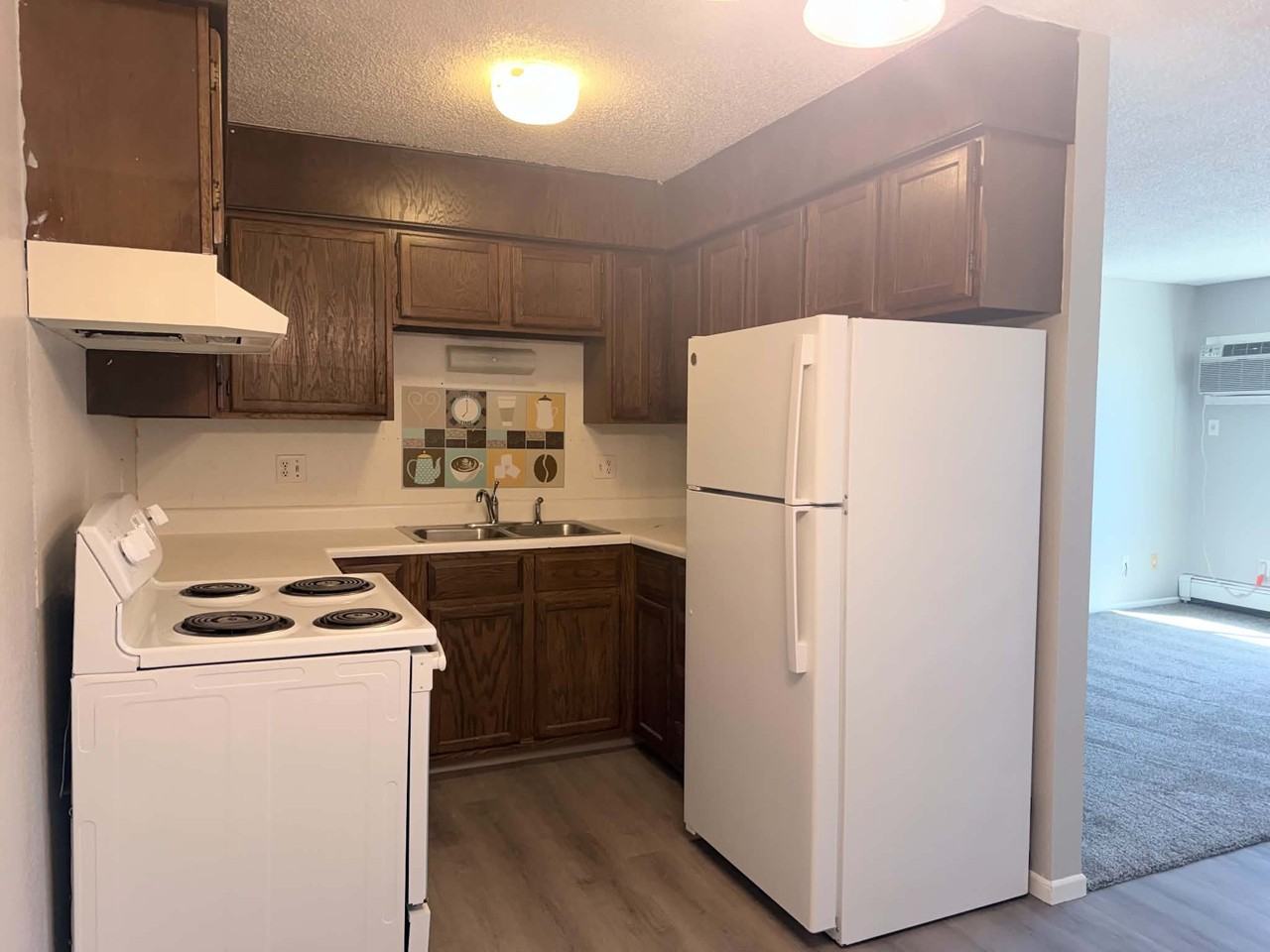 104 6th St Ne #5 - Photo 6 of 13