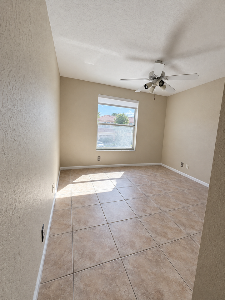 5469 Nw 90th Ave #5469 - Photo 6 of 19