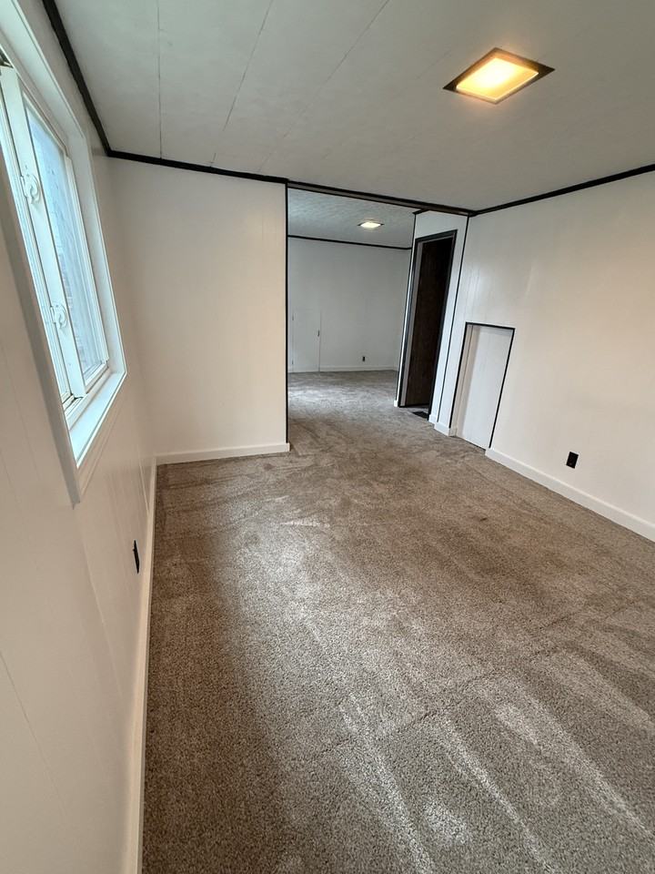 24517 75th St - Photo 4 of 16