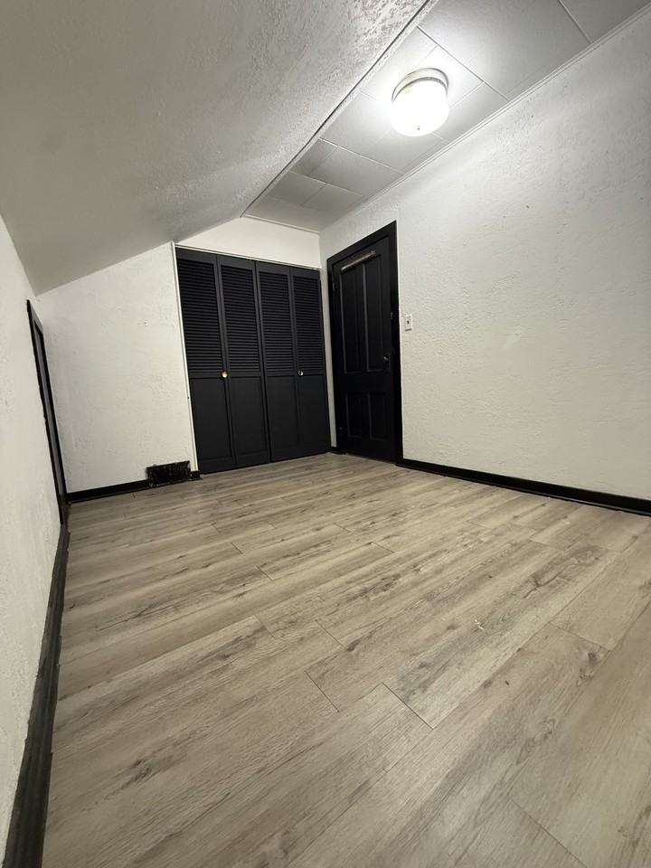 24517 75th St - Photo 5 of 16