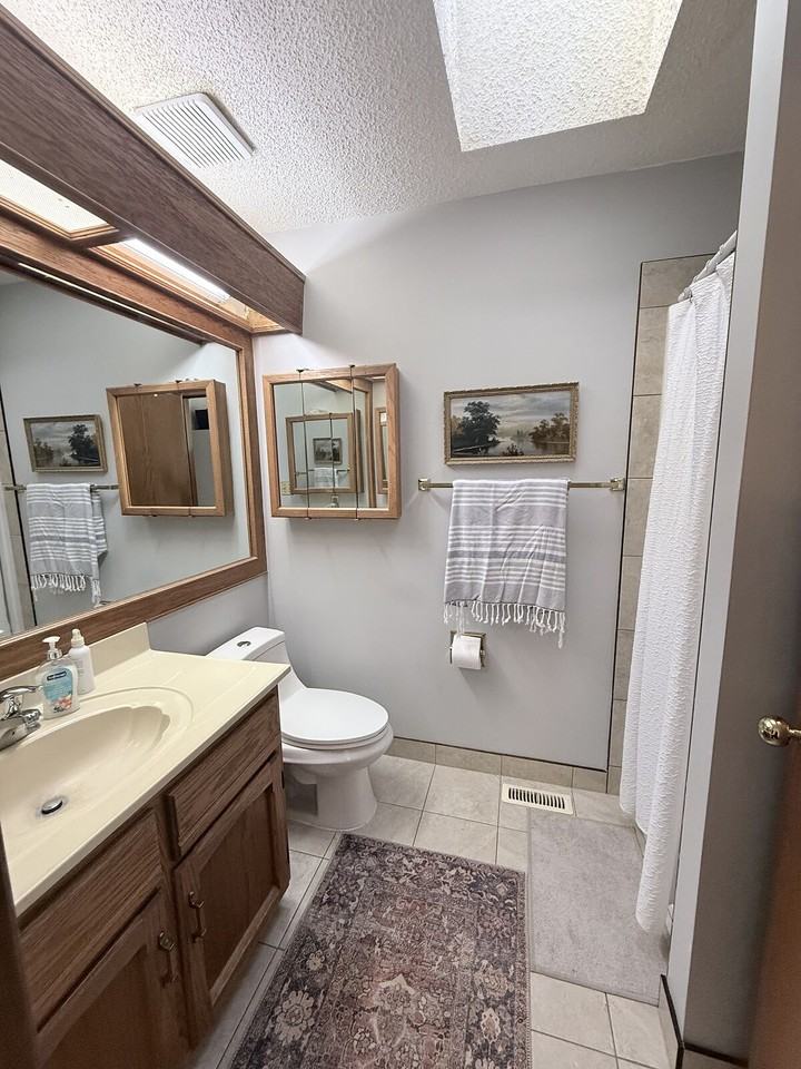 2 Dewberry Pl - Photo 7 of 17