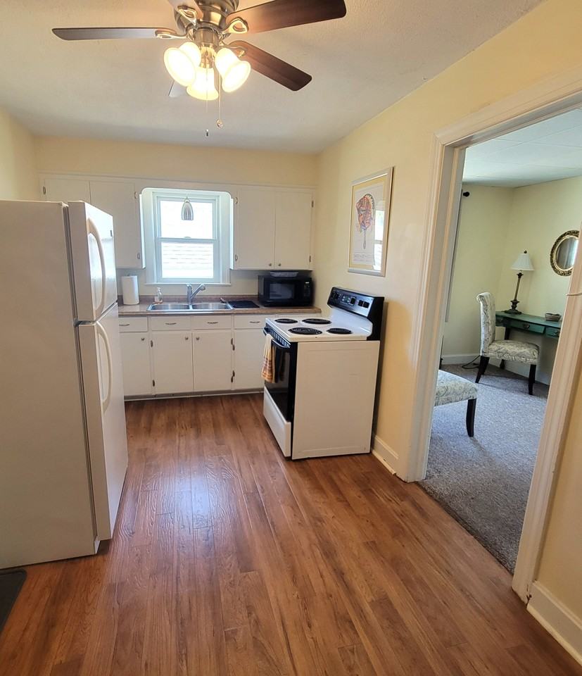 525 S State Ave #2 - Photo 5 of 8