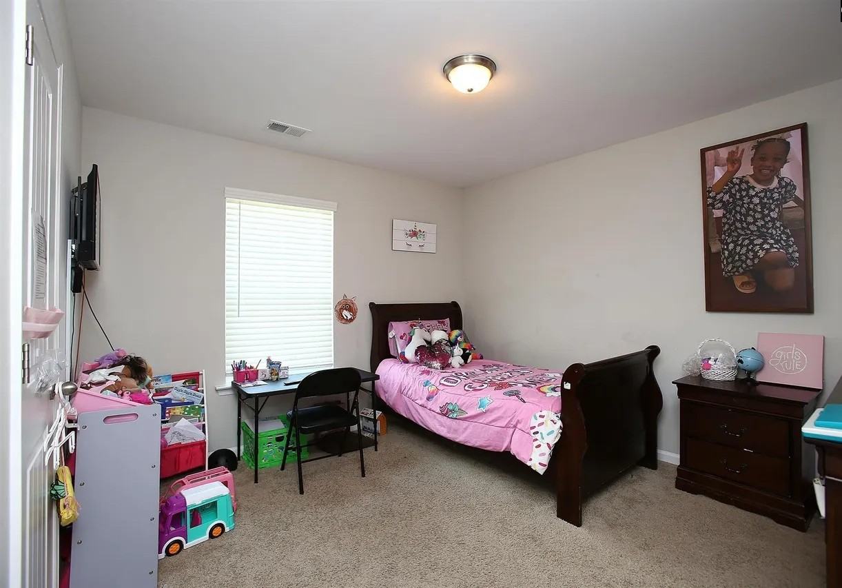 17 Apple Tree Ct #NA - Photo 5 of 16