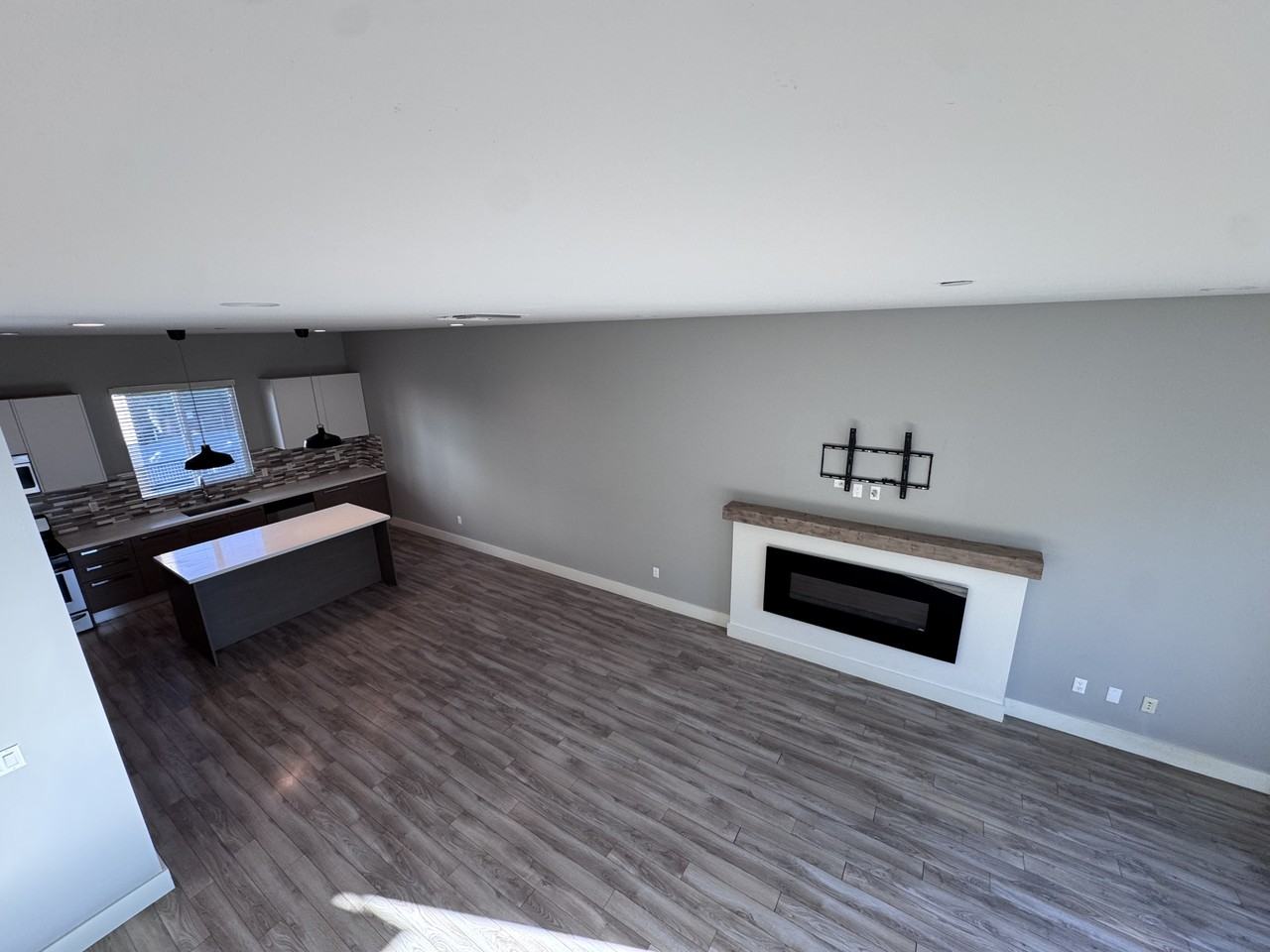 5646 Hazeltine Ave #NA - Photo 4 of 36