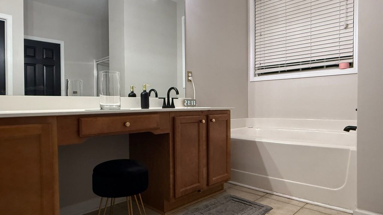 4106 Bigsage Dr #NA - Photo 3 of 6