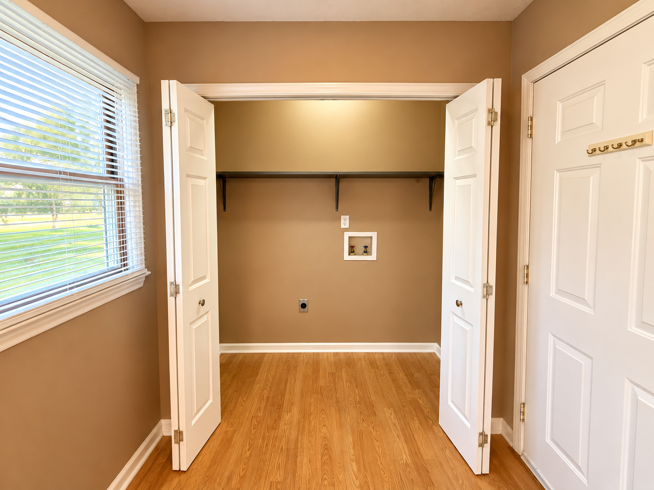 126 Salem Meadow Dr #NA - Photo 4 of 17