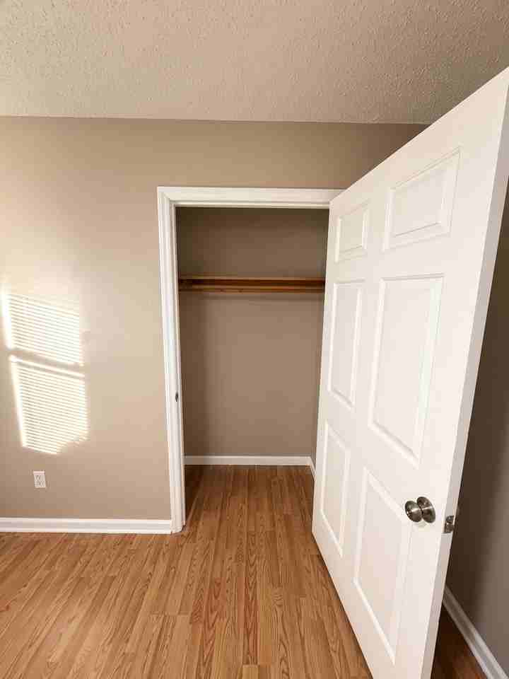 126 Salem Meadow Dr #NA - Photo 7 of 17