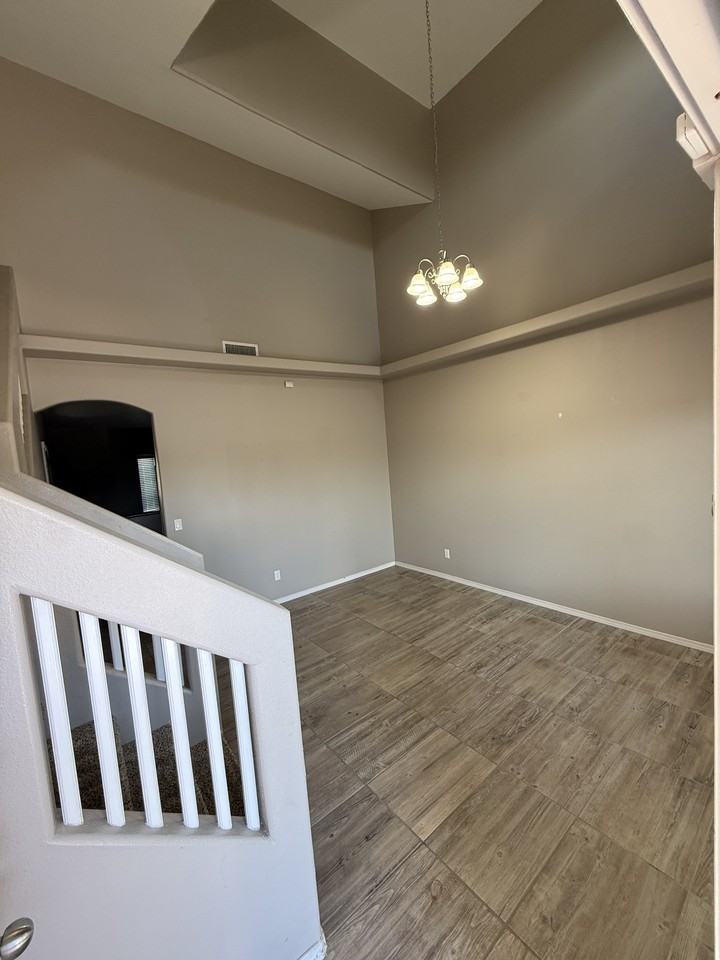 301 Canyon Vista Dr #NA - Photo 2 of 12