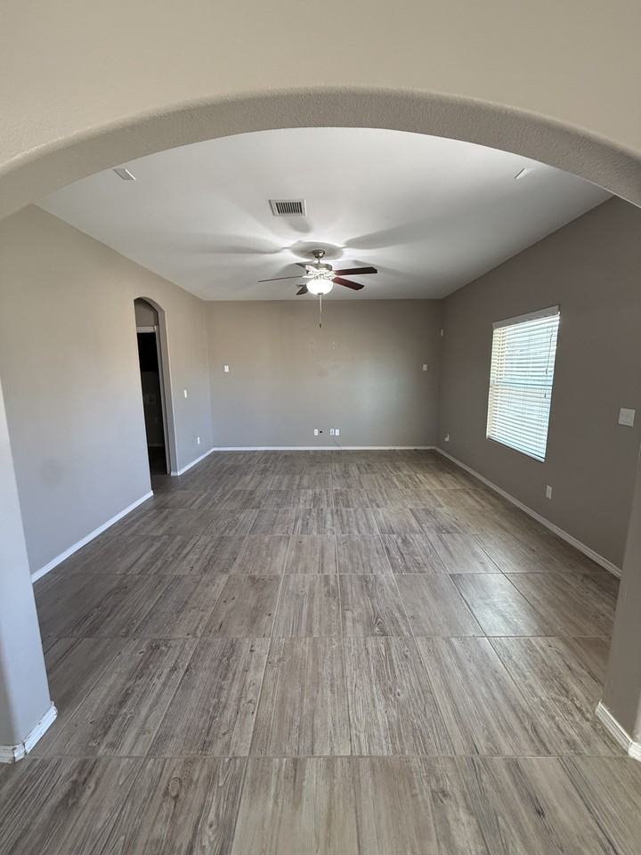 301 Canyon Vista Dr #NA - Photo 5 of 12