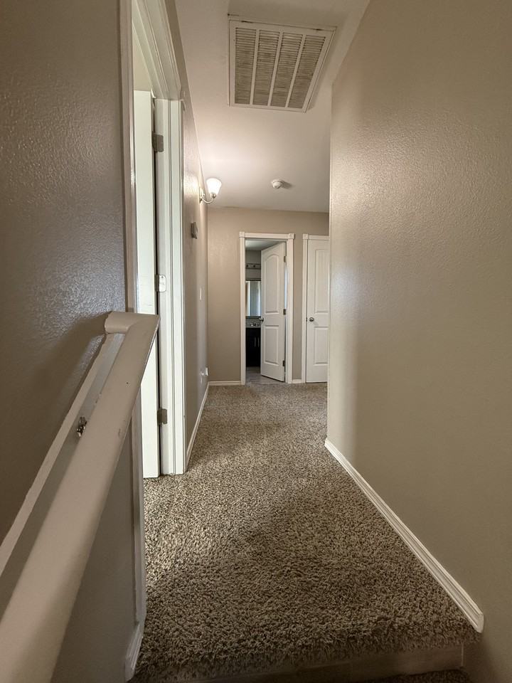 301 Canyon Vista Dr #NA - Photo 6 of 12