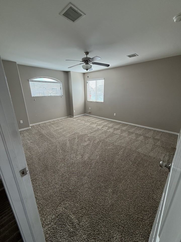 301 Canyon Vista Dr #NA - Photo 7 of 12