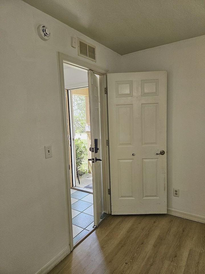 2632 Sw 145th Place Rd #NA - Photo 4 of 15