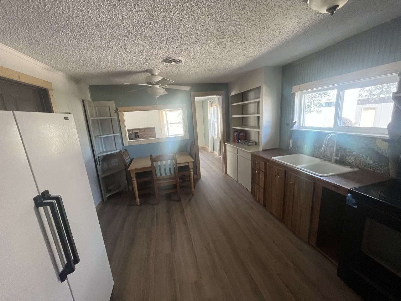 1301 Strong Ave Unit 4 #NA - Photo 5 of 17