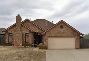 featured image of 1117 Ne 11th Cir #NA