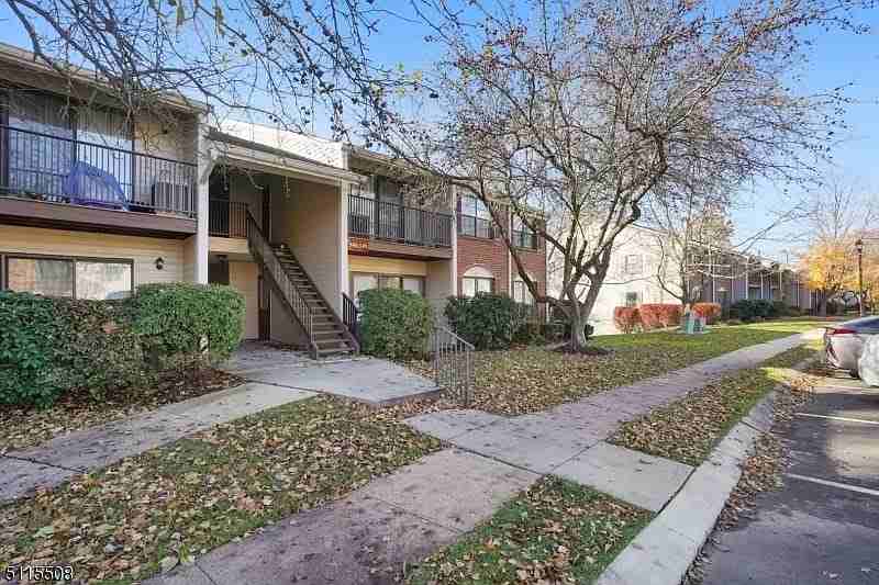 340 Penns Way #NA - Photo 4 of 14